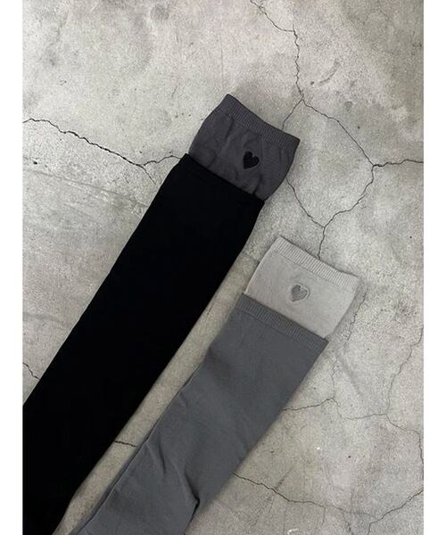 EMODA（エモダ）の「レイヤードシアーニーハイソックス（ソックス/靴下・レディース・ブラック/グレー・FREE）」の10枚目の写真