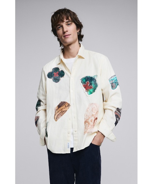 Desigual(デシグアル)の「パッチワーク 刺繍 シャツ / モザイク(シャツ/ブラウス・メンズ・ホワイト・S/M/L/XL)」の6枚目の写真