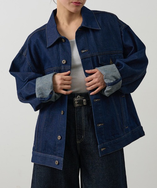 COLONY 2139(コロニートゥーワンスリーナイン)の「ナチュラルスラブデニムジャケット(デニムジャケット・メンズ・インディゴブルー/ブラック・MEDIUM/LARGE)」の2枚目の写真