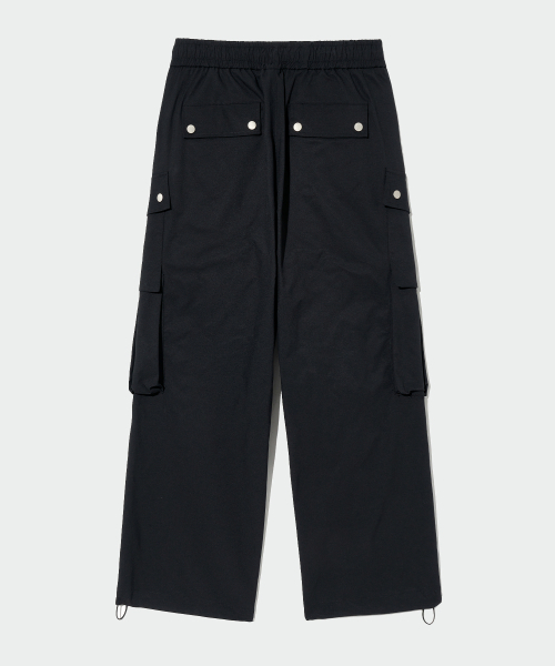 ECORR（エコル）の「ワイドビッグポケットバンディングパンツ_ブラック（その他パンツ・メンズ・その他・2(L)/3(XL)/1(M)）」の2枚目の写真