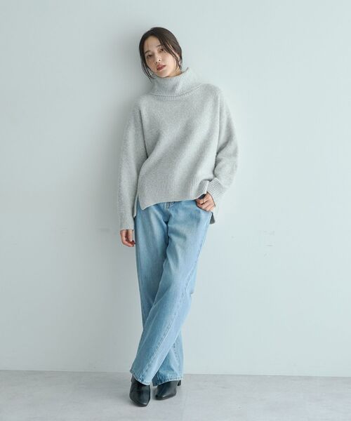 YECCA VECCA（イェッカヴェッカ）の「スリットタートルネックニット（ニット/セーター・レディース・ライトグレー/ラベンダー/サックスブルー/チャコールグレー・FREE）」の15枚目の写真