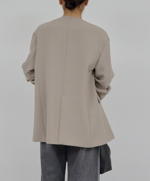 GALLARDAGALANTE（ガリャルダガランテ）の「ジャージーノーカラージャケット（その他アウター・レディース・グレイッシュベージュ/ブラック・0/1）」の13枚目の写真