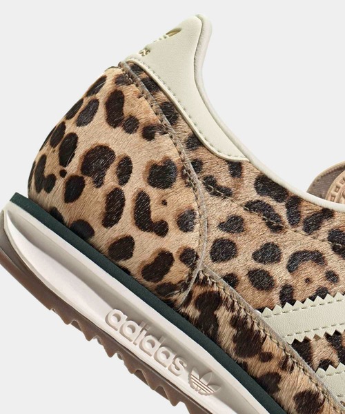 adidas（アディダス）の「SL 72 OG / アディダスオリジナルス adidas Originals（スニーカー・レディース・ベージュ・27.5cm/28.0cm/28.5cm/29.0cm/22.0cm/22.5cm/23.0cm/23.5cm/24.0cm/24.5cm/25.0cm/25.5cm/26.0cm/26.5cm/27.0cm）」の8枚目の写真