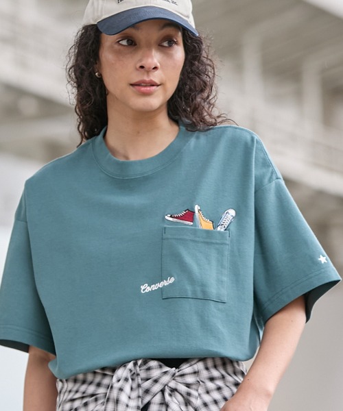 CONVERSE(コンバース)の「CONVERSE / コンバース ロゴ刺繍 グラフィックプリント フライス クルーネック 半袖Tシャツ(Tシャツ/カットソー・メンズ・グレー系/オートミール/ダークブルー/ブラック系/ブルー系/チャコール/オフホワイト/ブラック系1/グリーン系/グリーン/ホワイト系/ブラック・LL/L/M)」の9枚目の写真