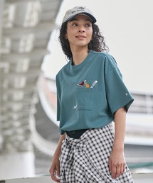 CONVERSE（コンバース）の「CONVERSE / コンバース ロゴ刺繍　グラフィックプリント フライス クルーネック 半袖Tシャツ（Tシャツ/カットソー）」