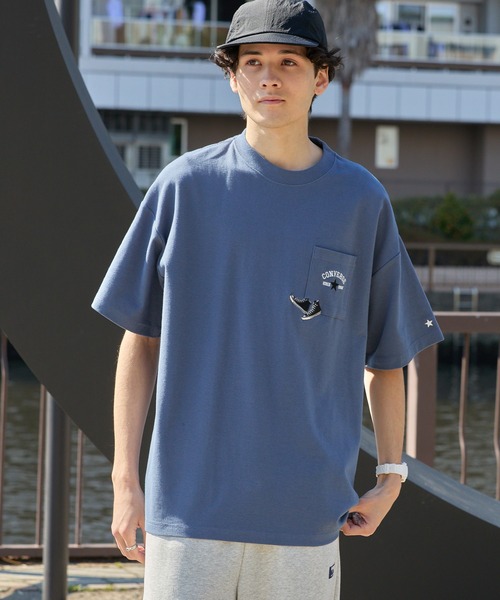 CONVERSE(コンバース)の「CONVERSE / コンバース ロゴ刺繍 グラフィックプリント フライス クルーネック 半袖Tシャツ(Tシャツ/カットソー・メンズ・グレー系/オートミール/ダークブルー/ブラック系/ブルー系/チャコール/オフホワイト/ブラック系1/グリーン系/グリーン/ホワイト系/ブラック・LL/L/M)」の21枚目の写真