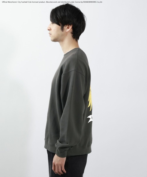 BAYFLOW(ベイフロー)の「【マンチェスター・シティFC】ロゴプリントスウェット(スウェット・メンズ・ブルー/イエロー/チャコール・LARGE/MEDIUM)」の12枚目の写真
