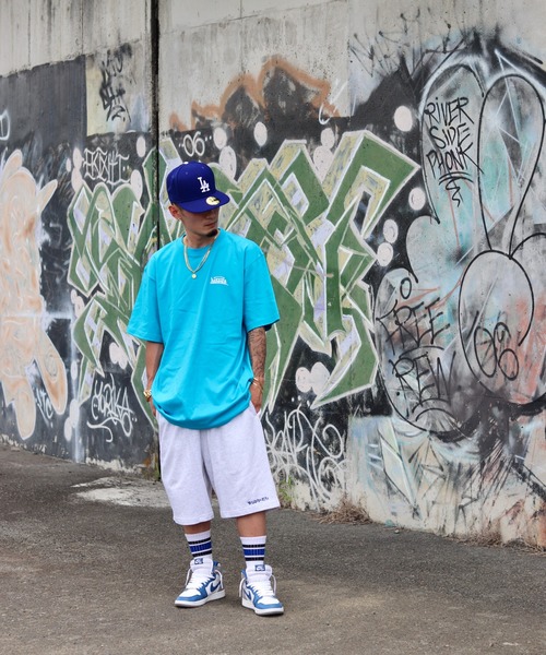 VIBGYOR(ヴィブジョー)の「BUDDIES OG Logo T-SHIRT(BDS)(Tシャツ/カットソー・メンズ・ホワイト/ブラック/ターコイズブルー・X-LARGE/LARGE/MEDIUM)」の5枚目の写真