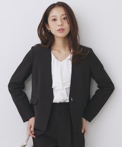 セール】バックデザインフォルムジャケット（テーラードジャケット