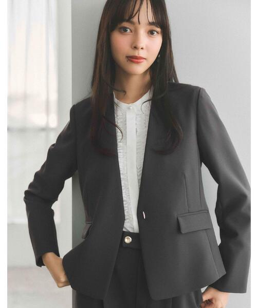 index（インデックス）の「ストレッチノーカラージャケット/セットアップ対応【洗濯機OK/防シワ/イージーアイロン】（ノーカラージャケット・レディース・ネイビー/ブラック系7/ナチュラル/チャコールグレー・40/38/36/42）」の5枚目の写真
