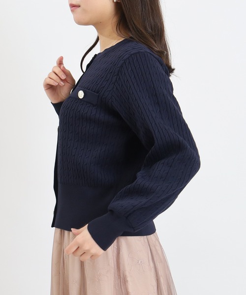 ASTORIA ODIER（アストリアオディール）の「スポンディッシュケーブルカーディガン（カーディガン/ボレロ・レディース・グリーン/アイボリー/ネイビー・MEDIUM）」の5枚目の写真