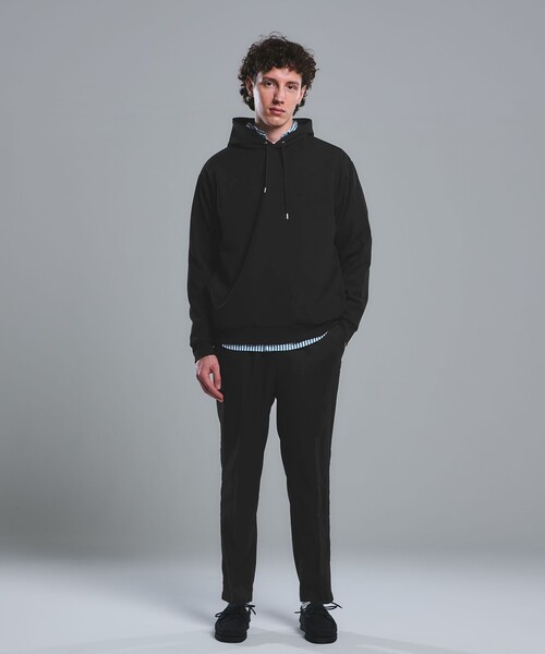 green label relaxing(グリーンレーベルリラクシング)の「アムンゼン ツイル フーディ パーカー -UVカット・吸水速乾・抗菌-(パーカー・メンズ・ライトグレー/ブラック/ケリーグリーン・S/M/XL/L)」の4枚目の写真