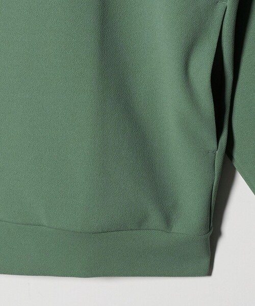 green label relaxing(グリーンレーベルリラクシング)の「アムンゼン ツイル フーディ パーカー -UVカット・吸水速乾・抗菌-(パーカー・メンズ・ライトグレー/ブラック/ケリーグリーン・S/M/XL/L)」の14枚目の写真