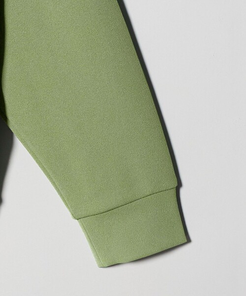 green label relaxing(グリーンレーベルリラクシング)の「アムンゼン ツイル フーディ パーカー -UVカット・吸水速乾・抗菌-(パーカー・メンズ・ケリーグリーン/ライトグレー/ブラック・XL/S/L/M)」の18枚目の写真