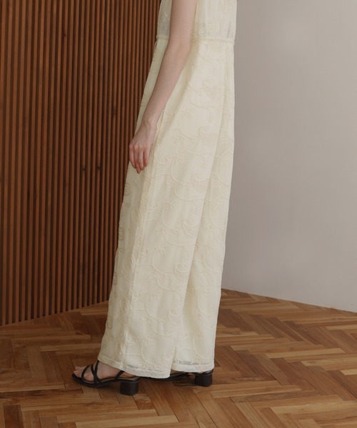 Mili affinity(ミリアフィニティー)の「刺繍デザインオールインワン(サロペット/オーバーオール・レディース・アイボリー/ブラック・FREE)」の18枚目の写真