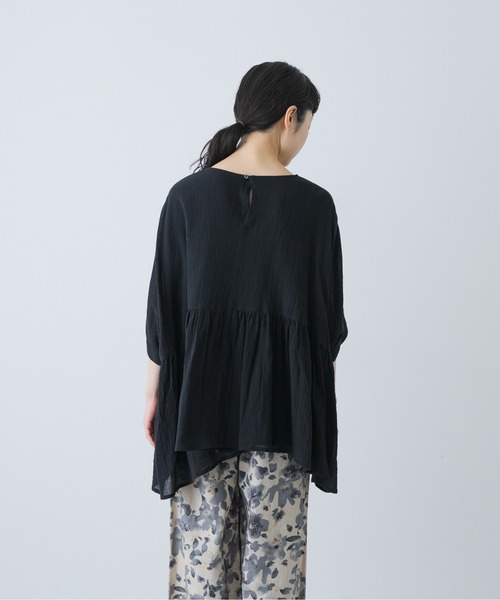 かぐれ（カグレ）の「コットンクレープギャザーブラウス（Tシャツ/カットソー・レディース・ブラック/アイボリー・FREE）」の12枚目の写真