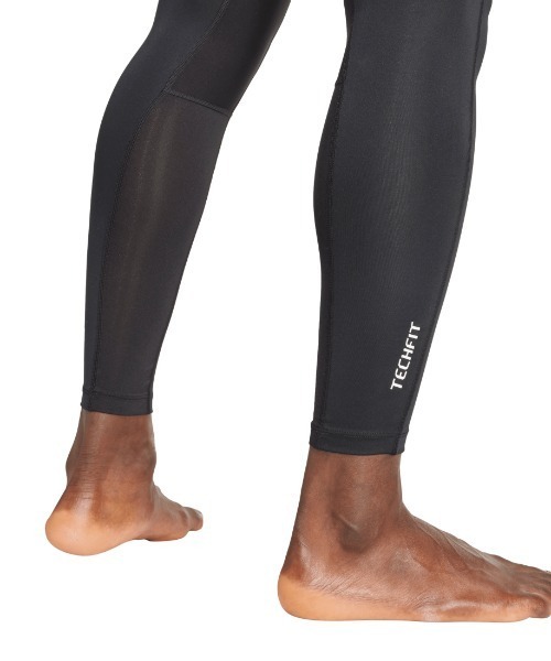 adidas（アディダス）の「アディダス adidas テックフィット コンプレッション トレーニング ロングレギンス（レギンス/スパッツ・メンズ・ブラック・L/LL/3L/M）」の3枚目の写真