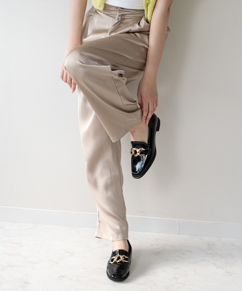 Bridget Birkin(ブリジットバーキン)の「【Bridget Birkin】チェーンアクセサリーローファー(561631)(ローファー・レディース・ブラック系その他/グレー系その他・22.5/24.5/24/23.5/23)」の5枚目の写真