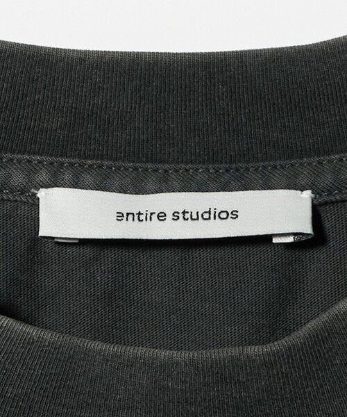 entire studios(エンタイアスタジオ)の「<Entire Studios>STANDARD Tシャツ(Tシャツ/カットソー・メンズ・オフホワイト/ブラック/その他1・M/S)」の4枚目の写真