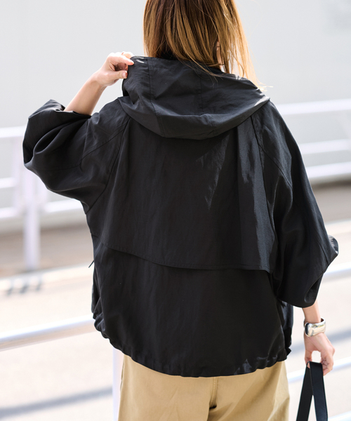 FRAMeWORK(フレームワーク)の「≪追加≫リネンPLタッサーフードショートブルゾン 3(マウンテンパーカー・レディース・キャメル/アイボリー/ブラック・36/38)」の8枚目の写真