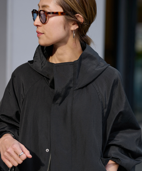 FRAMeWORK(フレームワーク)の「≪追加≫リネンPLタッサーフードショートブルゾン 3(マウンテンパーカー・レディース・キャメル/アイボリー/ブラック・36/38)」の15枚目の写真