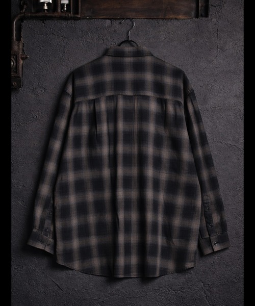 CALIFORNIA OUTFITTERS(カリフォルニア アウトフィッターズ)の「2D51 アーバンヴィンテージ チェックワイドシャツ(シャツ/ブラウス・メンズ・グレー系/ブラック系・L/M/XL)」の7枚目の写真
