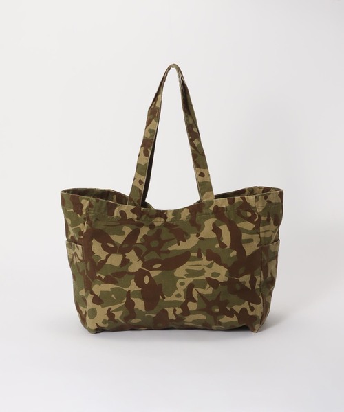 PULP/417EDIFICE(パルプフォーワンセブンエディフィス)の「P.A.M. / パークスアンドミニ GARDEN VARIETY CAMO TOTE BAG(トートバッグ・レディース・カーキ・FREE)」の3枚目の写真