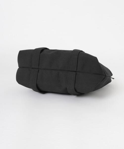 URBAN RESEARCH（アーバンリサーチ）の「KARRI AMIACALVA　2 WAY TOTE L（トートバッグ・メンズ・グレー/ブラック・FREE）」の7枚目の写真