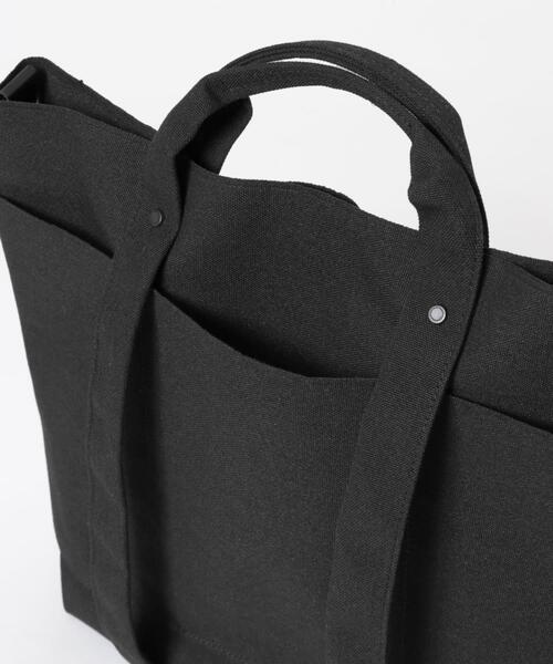 URBAN RESEARCH（アーバンリサーチ）の「KARRI AMIACALVA　2 WAY TOTE L（トートバッグ・メンズ・グレー/ブラック・FREE）」の10枚目の写真