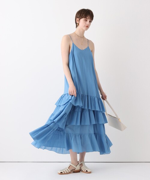 allureville（アルアバイル）の「イレギュラーティアードキャミワンピース（ワンピース・レディース・ホワイト/ブルー/ブラック・2/1）」の14枚目の写真
