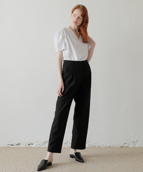 PAUL&ALICE(ポール&アリス)の「PUFF V NECK TEE / WHITE(Tシャツ/カットソー・レディース・ホワイト・FREE)」の3枚目の写真