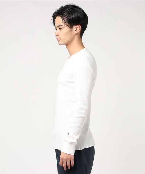 Champion(チャンピオン)の「【Champion/チャンピオン】メンズ ベーシック ロングスリーブTシャツ(Tシャツ/カットソー・メンズ・ブルー系その他/ホワイト/グレー系その他・X-LARGE/LARGE/MEDIUM)」の4枚目の写真