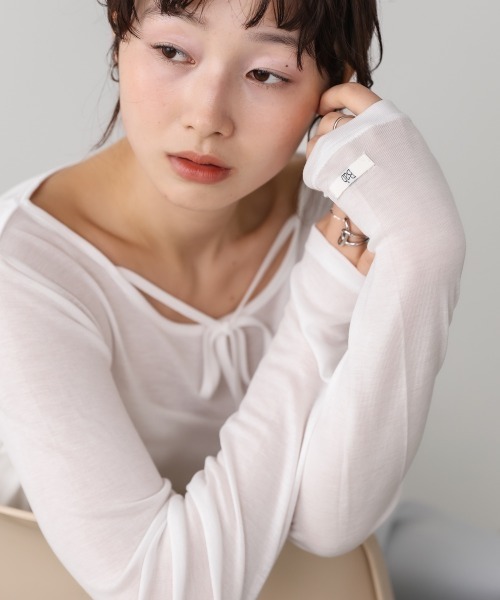 Bab(バブ)の「【マルチWAY】オリジナルタグ ベーシックシアーカットソー(Tシャツ/カットソー・レディース・オフホワイト/ブラック/イエロー・FREE)」の2枚目の写真