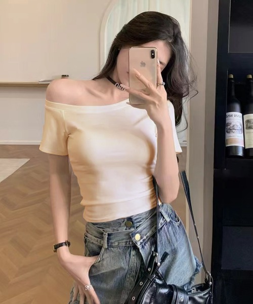 Songe(ソンジュ)の「ワンショルダークロップド丈半袖Tシャツ(Tシャツ/カットソー・レディース・グレー/ブラック/ネイビー/ホワイト・L/M)」の22枚目の写真