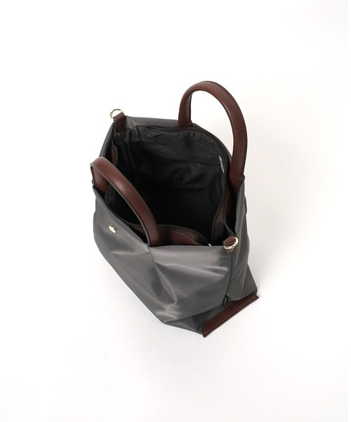 Legato Largo(レガートラルゴ)の「"02"≪Legato Largo≫肩楽 2ポケット ナイロン 2WAY ショルダーバッグ(ショルダーバッグ・レディース・ベージュ/ネイビー/ブラック/グレー/ライトブラウン・ONE SIZE)」の7枚目の写真