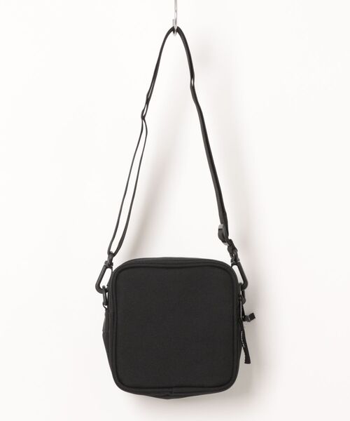 NAUGHTIAM（ノーティアム）の「【Carhartt WIP / カーハートダブリューアイピー】ESSENTIALS BAG SMALL（ショルダーバッグ・メンズ・その他1/その他4/その他2/その他3・FREE）」の5枚目の写真