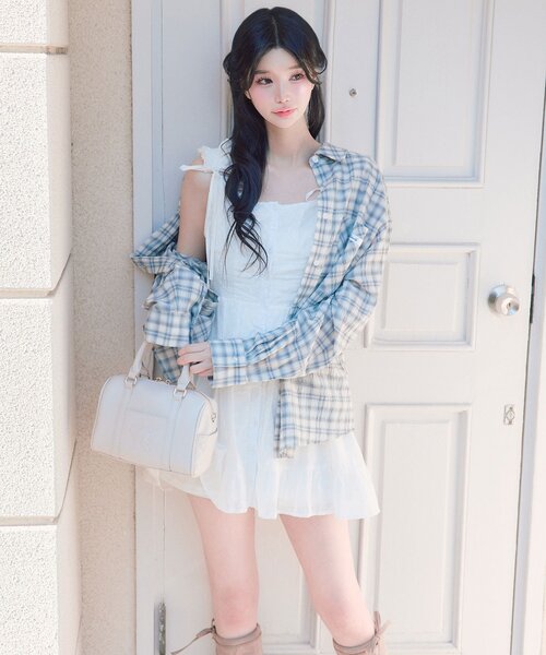 OLIVE des OLIVE（オリーブデオリーブ）の「Saxe Flower Stroll ミニワンピース（ワンピース・レディース・オフホワイト/サックスブルー・FREE）」の8枚目の写真