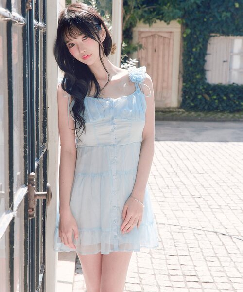 OLIVE des OLIVE（オリーブデオリーブ）の「Saxe Flower Stroll ミニワンピース（ワンピース・レディース・オフホワイト/サックスブルー・FREE）」の10枚目の写真