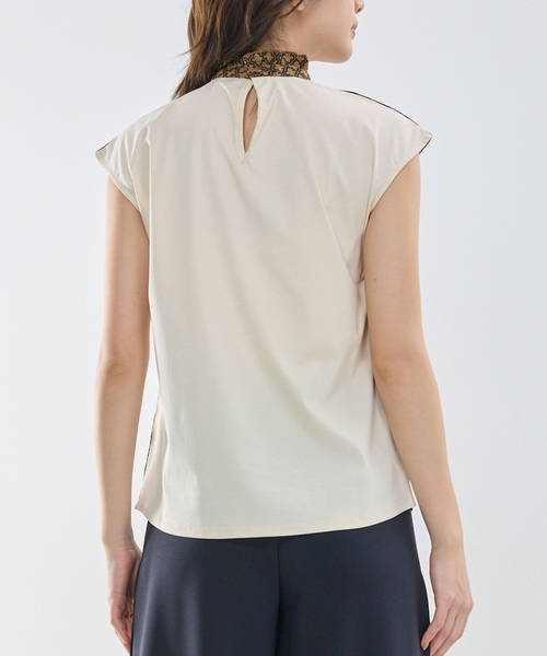 NARACAMICIE(ナラカミーチェ)の「【NARACAMICIE】モロッカンプリントコンビハイネックトップス(Tシャツ/カットソー・レディース・ライトブラウン/ブラウン/ブラック・M)」の9枚目の写真