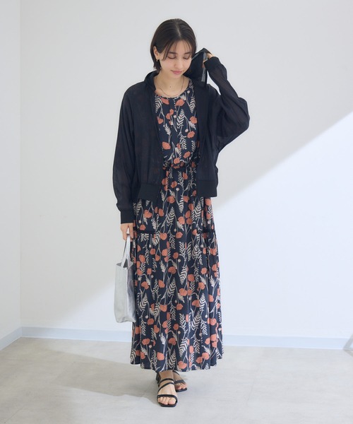 Pillini(ピリーニ)の「ウエストドロスト花柄ティアードワンピース/ケシプリントワンピース(ワンピース・レディース・ブラック/オフホワイト・FREE)」の11枚目の写真