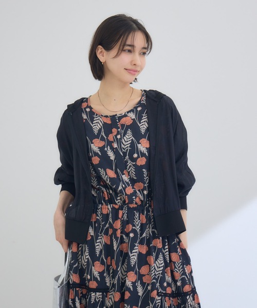 Pillini(ピリーニ)の「ウエストドロスト花柄ティアードワンピース/ケシプリントワンピース(ワンピース・レディース・ブラック/オフホワイト・FREE)」の7枚目の写真