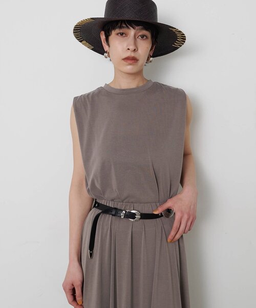 Whim Gazette(ウィムガゼット)の「フィブリルショルダータックプルオーバー(Tシャツ/カットソー・レディース・グレイッシュベージュ/ブラック/チャコールグレー・FREE)」の5枚目の写真