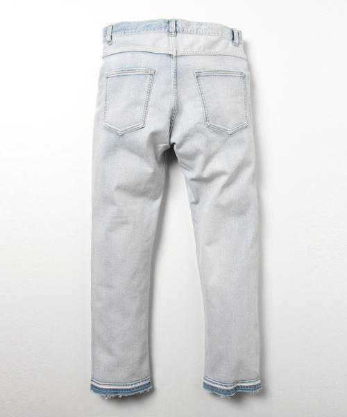 BEAMS(ビームス)の「BEAMS / リペア デニムパンツ(デニムパンツ・メンズ・ブラック/サックスブルー/インディゴブルー・SMALL/LARGE/MEDIUM)」の11枚目の写真