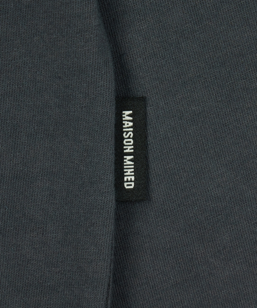 MAISON MINED(メゾンミネド)の「MMXVIII LONG SLEEVE CHARCOAL(Tシャツ/カットソー・メンズ・その他・SMALL/MEDIUM/LARGE)」の9枚目の写真