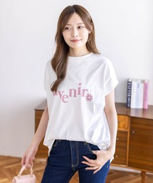 CLEAR BASIC | フレンチスリーブパール付きプリントロゴTシャツ［骨格ナチュラル/ゆったり/体型カバー/カジュアル］(Tシャツ/カットソー)