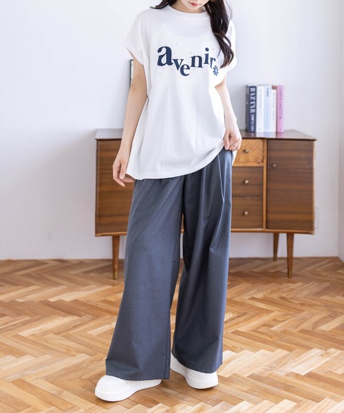 CLEAR BASIC（クリアベーシック）の「フレンチスリーブパール付きプリントロゴTシャツ［骨格ナチュラル/ゆったり/体型カバー/カジュアル］（Tシャツ/カットソー・レディース・ネイビー/サックスブルー/ブラック/ホワイト系その他/ホワイト系その他2・F）」の6枚目の写真