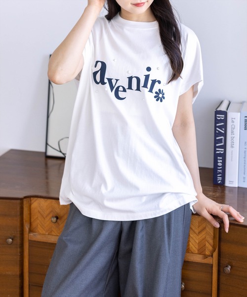 CLEAR BASIC（クリアベーシック）の「フレンチスリーブパール付きプリントロゴTシャツ［骨格ナチュラル/ゆったり/体型カバー/カジュアル］（Tシャツ/カットソー・レディース・ネイビー/サックスブルー/ブラック/ホワイト系その他/ホワイト系その他2・F）」の11枚目の写真