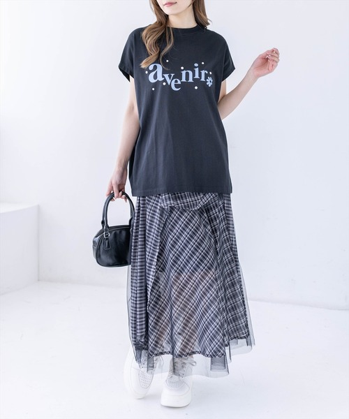 CLEAR BASIC（クリアベーシック）の「フレンチスリーブパール付きプリントロゴTシャツ［骨格ナチュラル/ゆったり/体型カバー/カジュアル］（Tシャツ/カットソー・レディース・ネイビー/サックスブルー/ブラック/ホワイト系その他/ホワイト系その他2・F）」の13枚目の写真