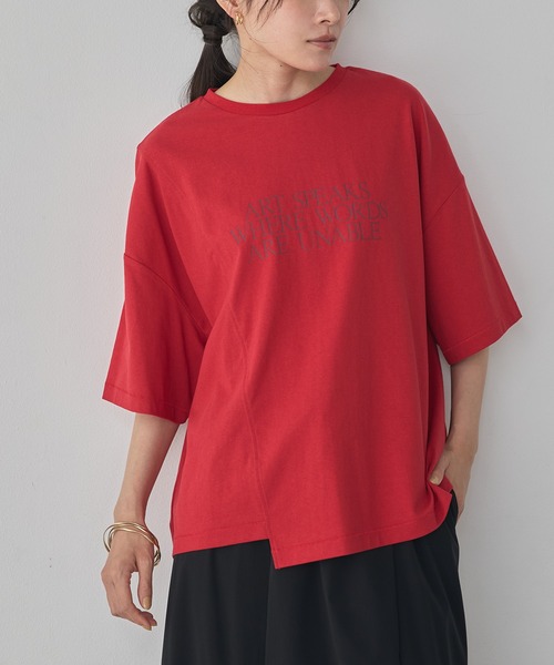 hunch(ハンチ)の「USAコットン アシメロゴ Tシャツ(Tシャツ/カットソー・レディース・オフホワイト/レッド/チャコール・FREE)」の5枚目の写真