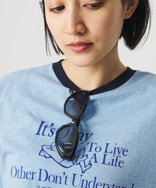 BEAUTY&YOUTH UNITED ARROWS（ビューティーアンドユースユナイテッドアローズ）の「フォックスキャット サングラス（サングラス・レディース・オリーブ/ブラック・FREE）」の4枚目の写真